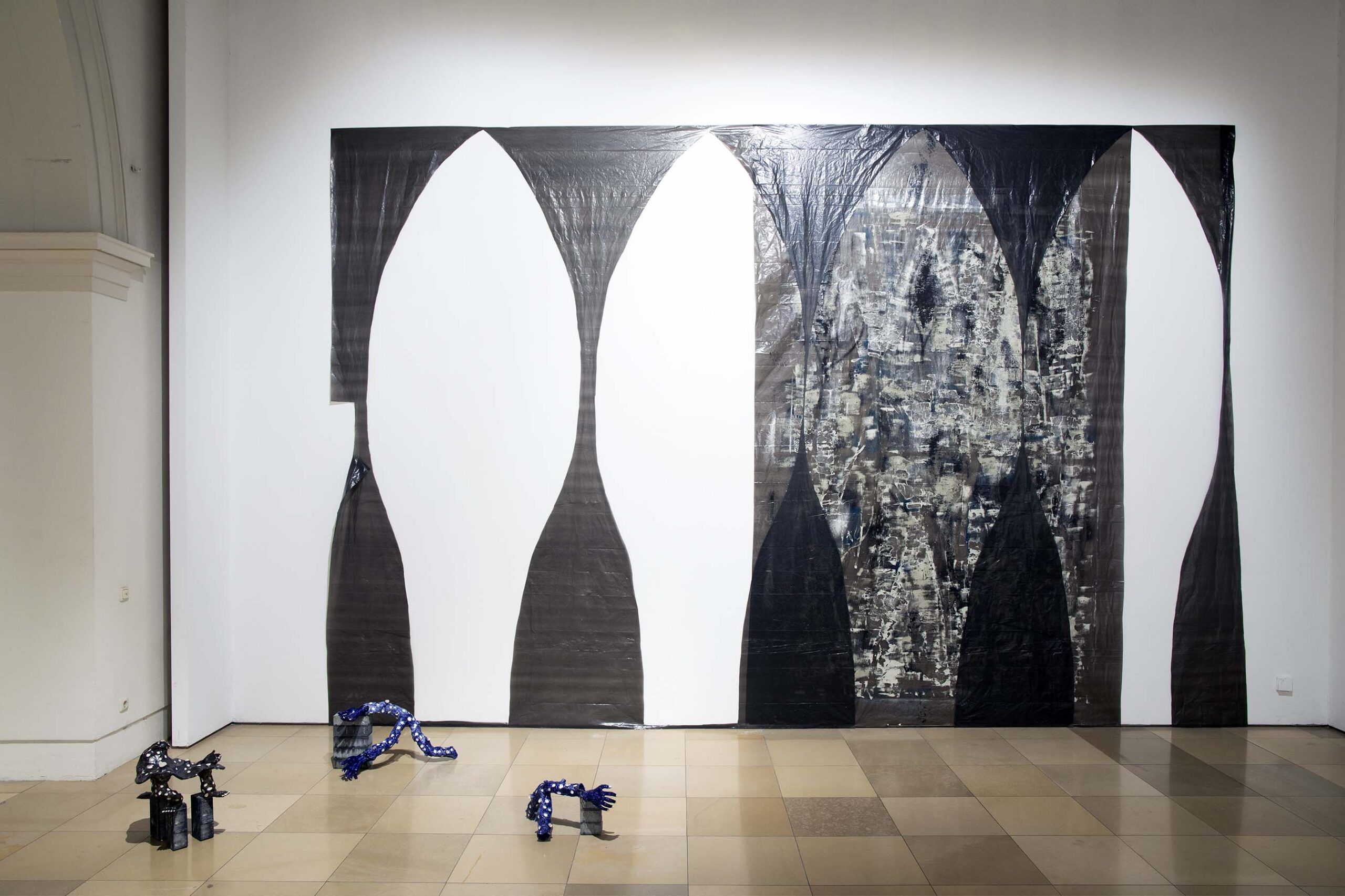 © v.: Pauline Weertz, h.: Luis Traxler, Ausstellungsansicht von 