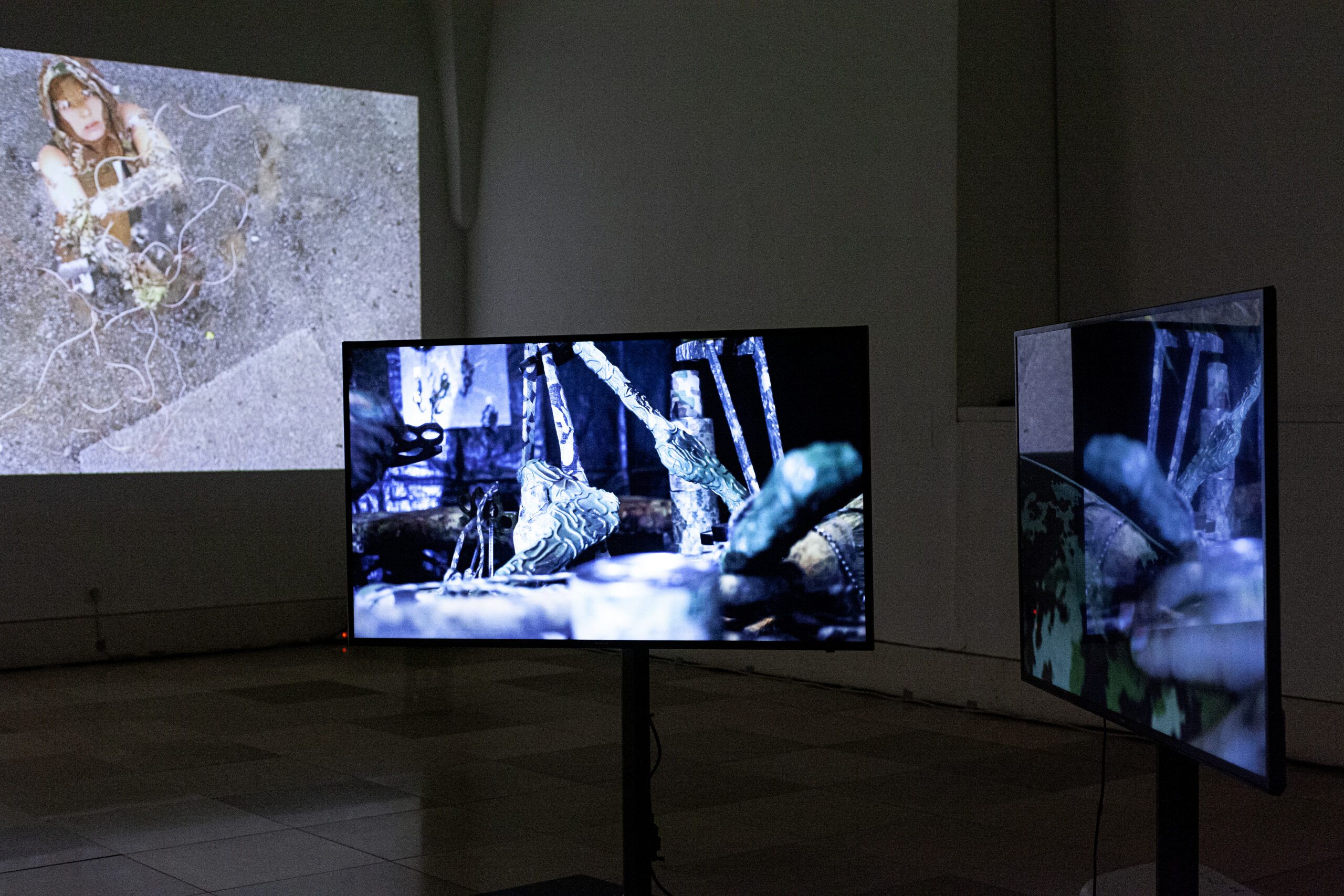© Sophia Mainka, Ausstellungsansicht DEBUTANT*INNEN 2021, Foto: Verena Hägler