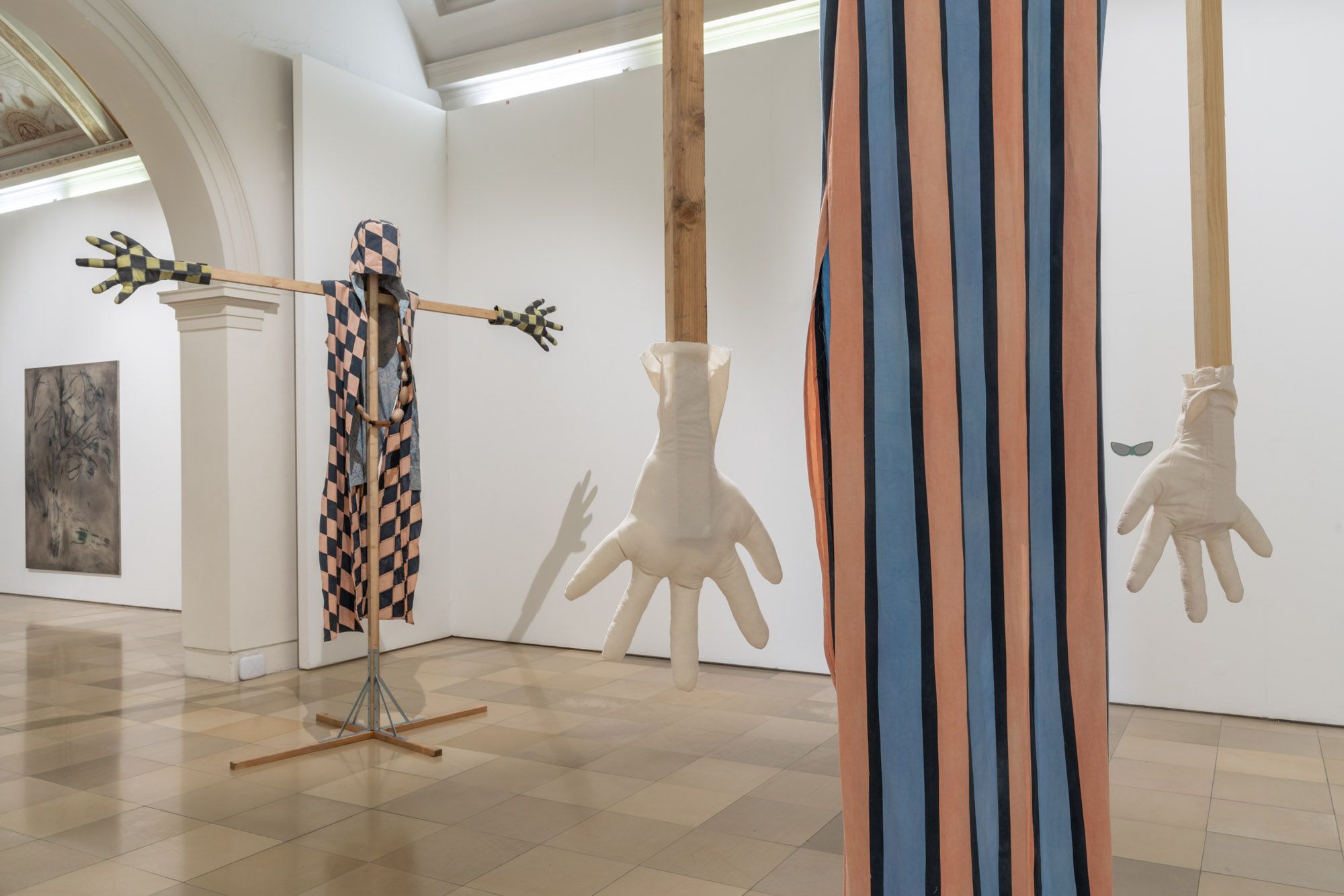 Ausstellungsansicht DIE ERSTEN JAHRE DER PROFESSIONALITÄT #41, Foto: Edward Beierle