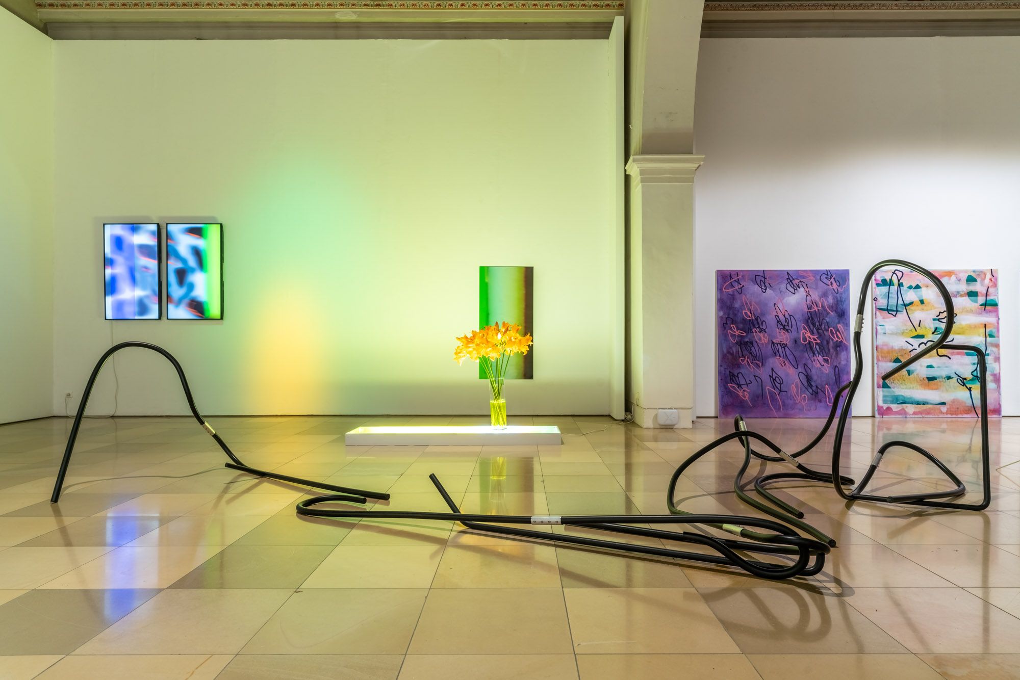Ausstellungsansicht TACKER 2022 / PRESELECTION, Foto: Edward Beierle