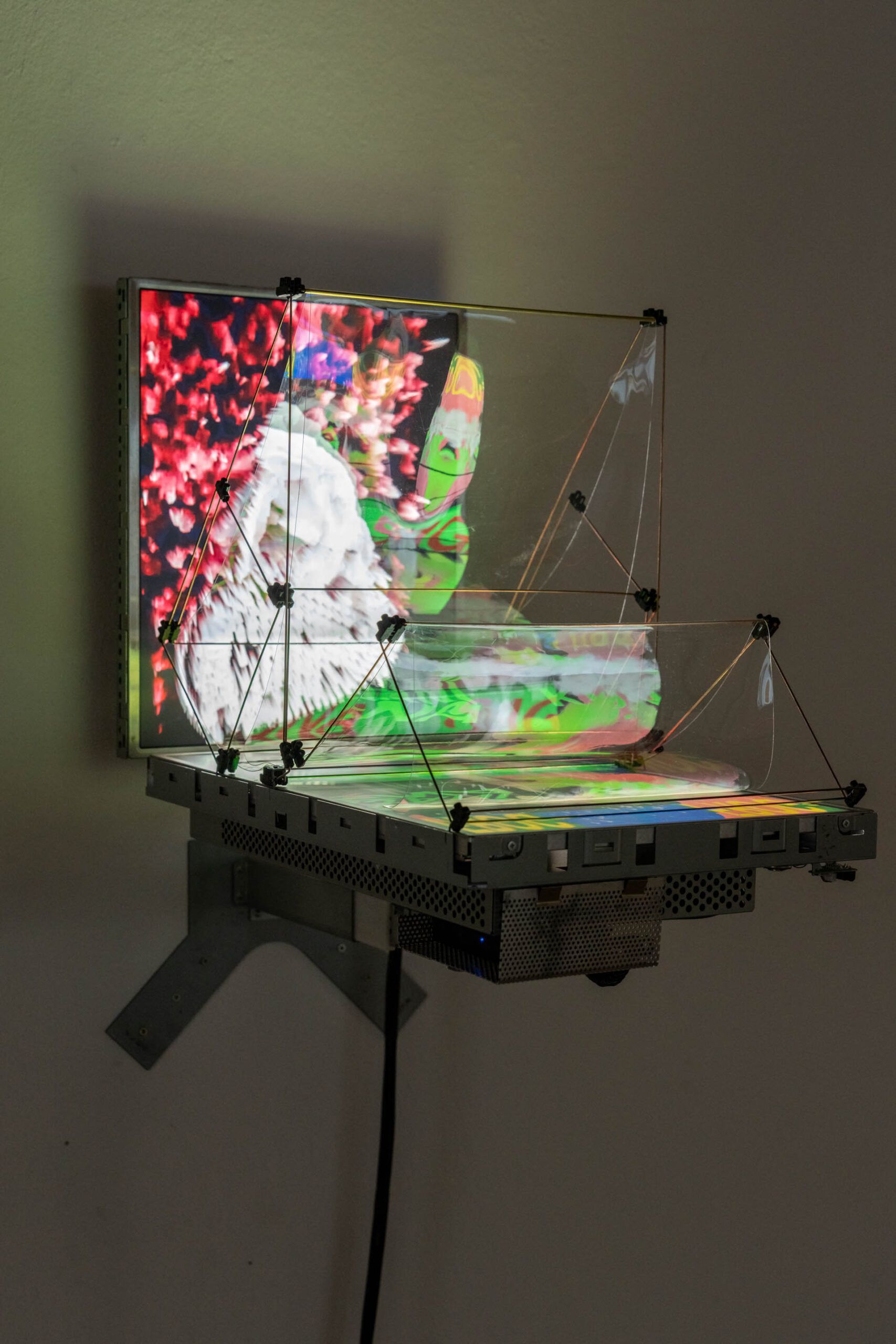 © Ivan Paskalev, Ausstellungsansicht VIDEODOX 2025 / 6. BIENNALE FÜR VIDEOKUNST AUS BAYERN, Foto: Edward Beierle