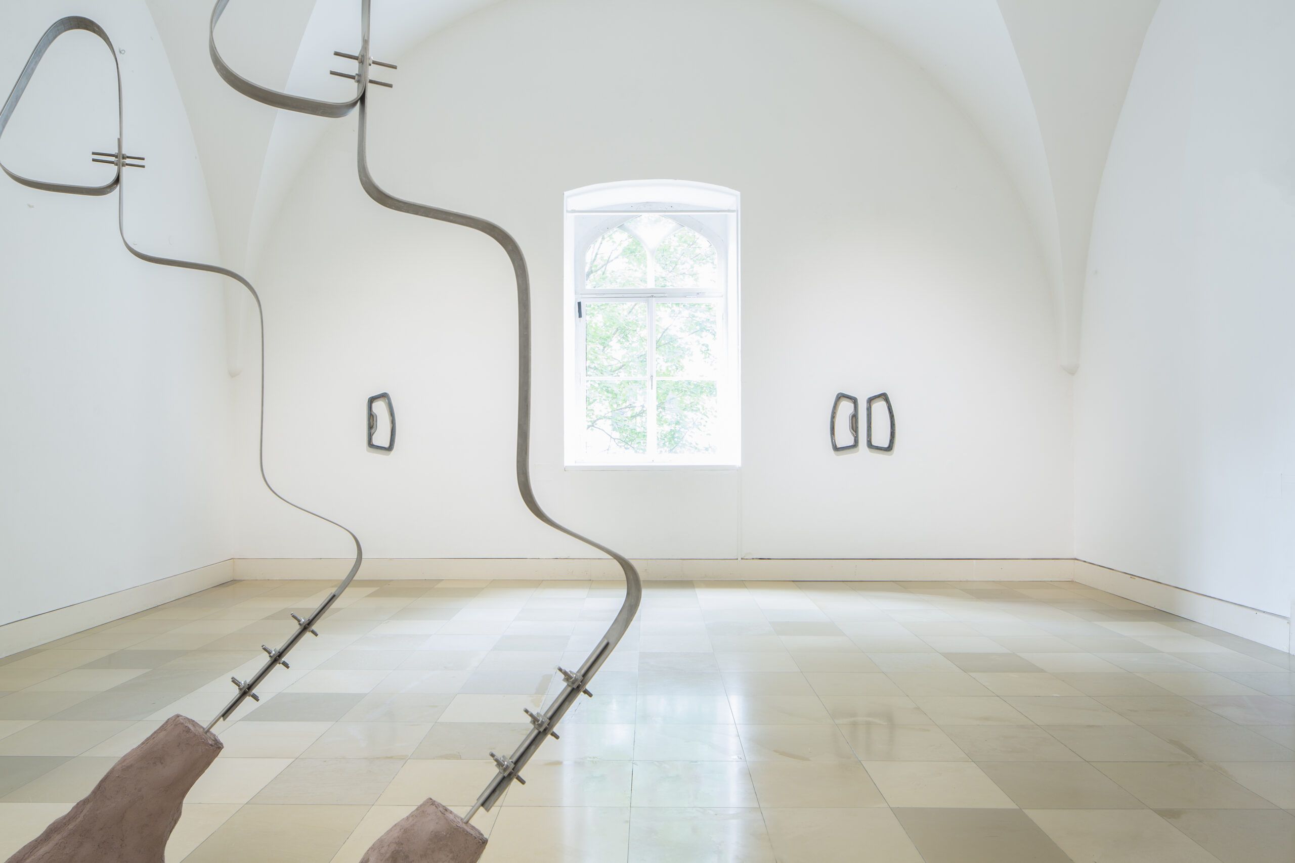 © Anna Lena Keller, Ausstellungsansicht DEBUTANT*INNEN 2024, Foto Constanza Melendez