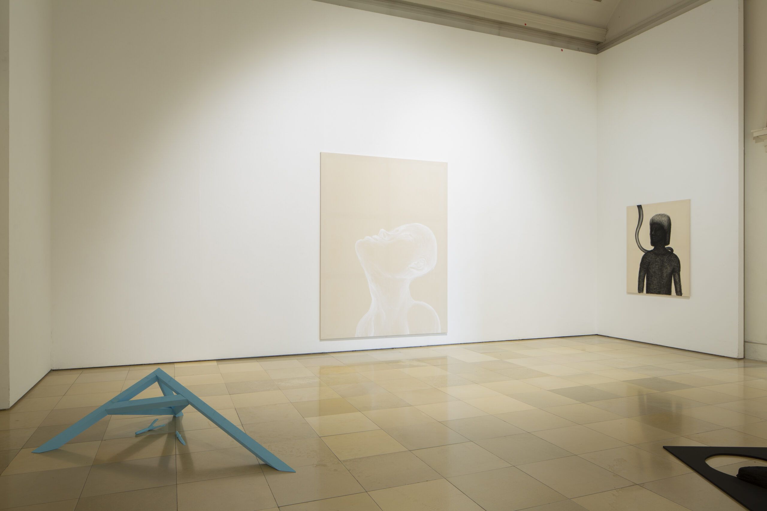 © Jakob Gilg, Ausstellungsansicht DEBUTANT*INNEN 2024, Foto Constanza Melendez