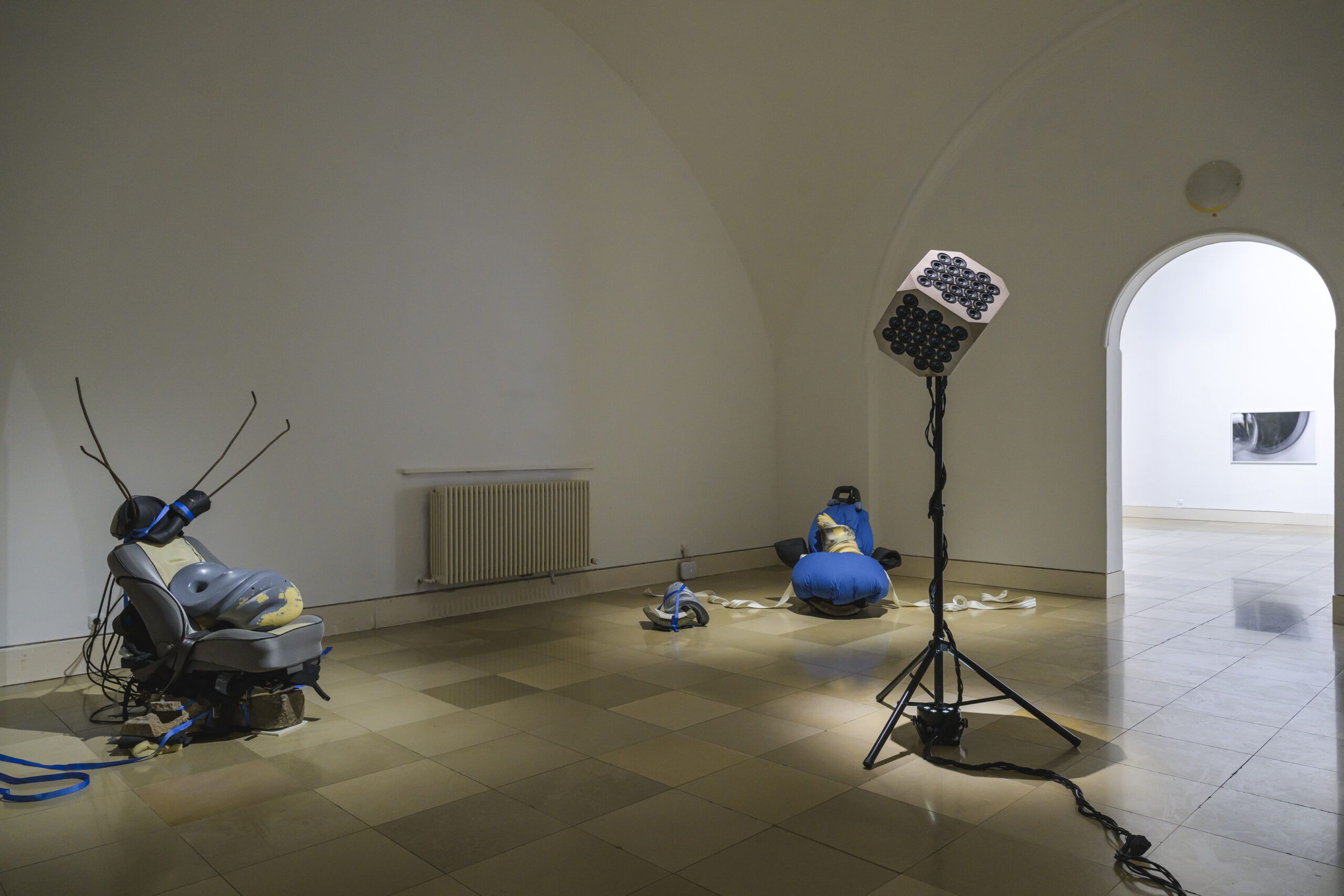 © Alexandru Șalariu / N`dru, Ausstellungsansicht BAYERISCHER KUNSTFÖRDERPREIS / BILDENDE KUNST 2025, Foto: Frank Schroth